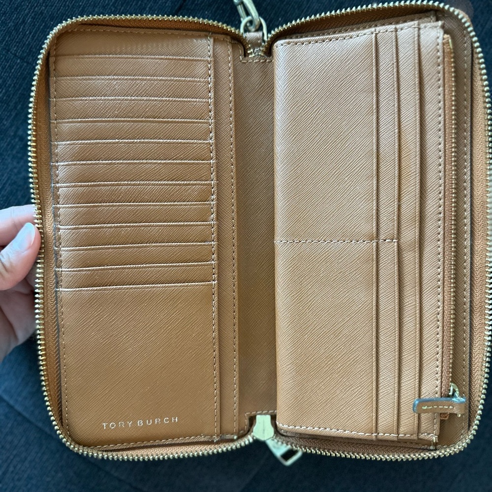 Tory Burch Emerson Brown Saffiano Leather Wristlet Wallet - Picture 3 of 6